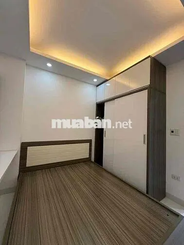 Siêu phẩm CCMN Đê La Thành-Gần phố-Phôi riêng-55m;2N-Hơn 2 tỷ