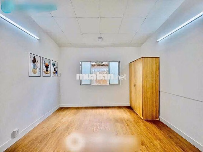 DUPLEX SINH VIÊN CỬA SỔ TRỜI ĐI BỘ ĐG SGU CÁCH UEH 700M TẠI QUẬN 6