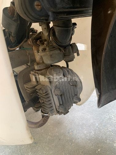 Cầnbans xe cup 50cc liên doanh Đài Loan màu nâu