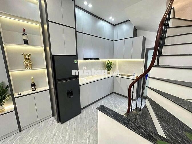 Cho thuê nhà Kim Mã - Ba Đình - 30m² 4 tầng Full nội thất - 11,5 triệu