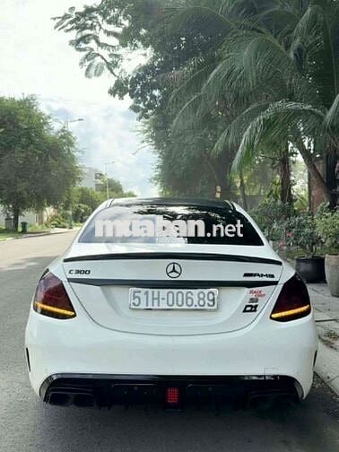 Mercedes C300 AMG Facelift 2019 Trắng Tự động