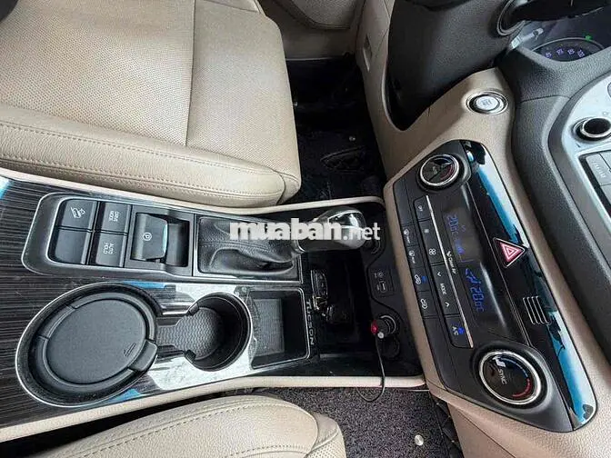 Hyundai Tucson Máy dầu đặc biệt 2017 Vàng cát