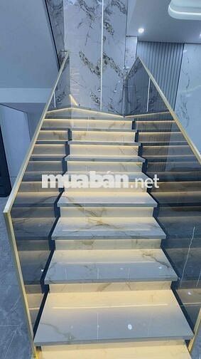 Bán nhà gần Siêu Thị Lottte Mậu Thân 1km , hoàn công , nội thất xịn