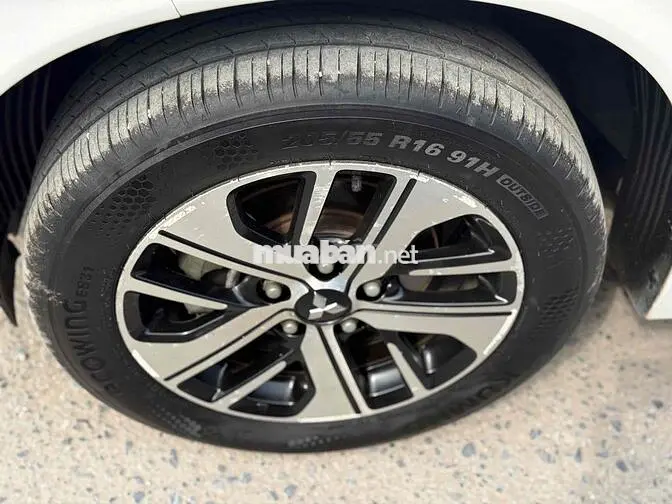 Mitsubishi Xpander 2019 1.5 MT Trắng