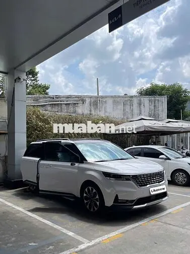Carnival Signature 2022 full dầu, xe đẹp một chủ