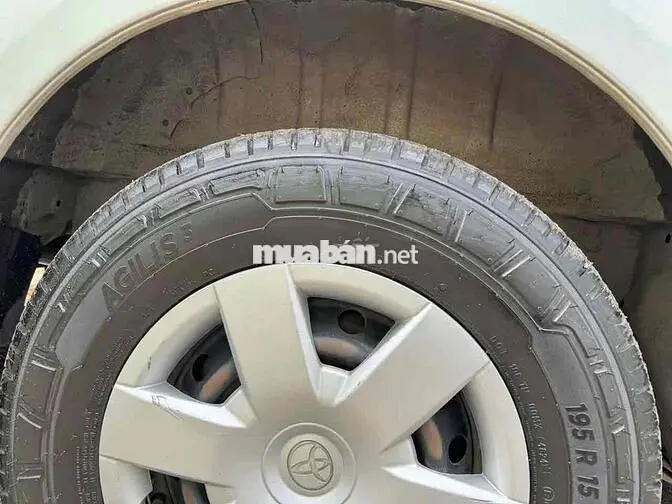 Toyota Hiace 2018 Dầu 100k km Bạc