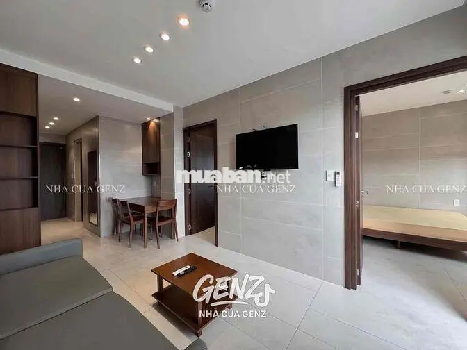 cho thuê 1 phòng ngủ - 1 phòng khách ban công gần sân bay - giáp PN