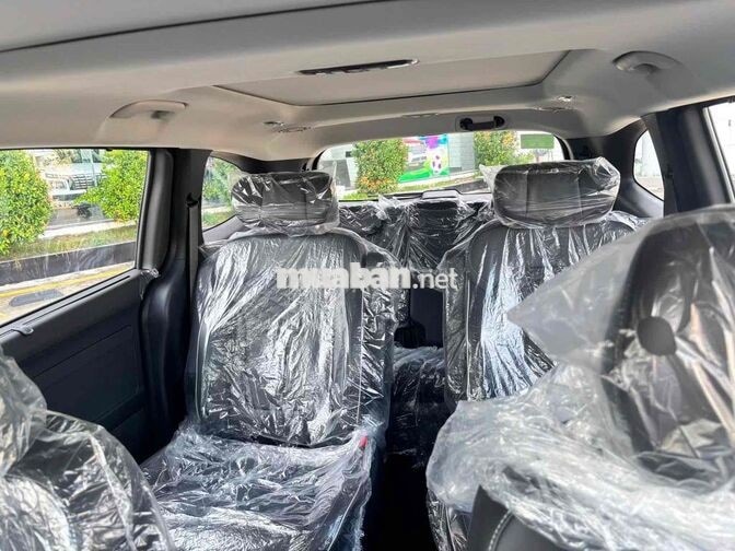 Custin CC Xanh lục bảo