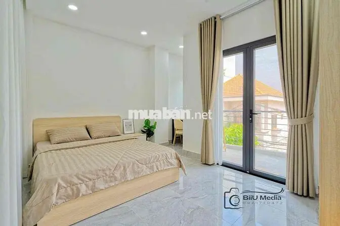 Căn hộ 1PN - Thích Quảng Đức - Full nội thất, ban công, tách bếp