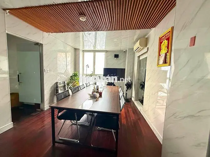 CHO THUÊ VĂN PHÒNG QUẬN 10 - DIỆN TÍCH HƠN 100M2 - FULL NỘI THẤT