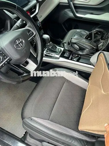 Cần bán Toyota Veloz Top 2025 bản cao cấp