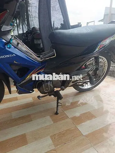 Honda Wave Xanh, Đen