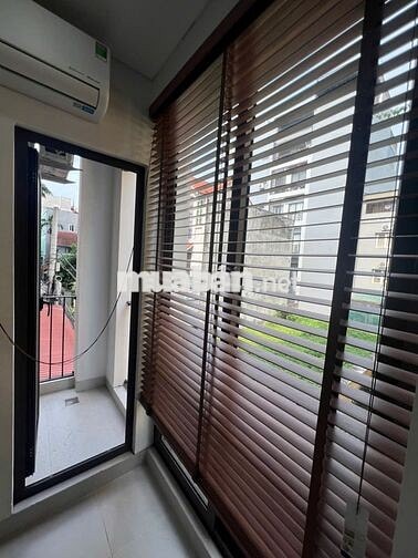 Cho thuê Căn Hộ cao cấp Ngọc thụy, gần cầu Long Biên, 1N1K full đồ 7