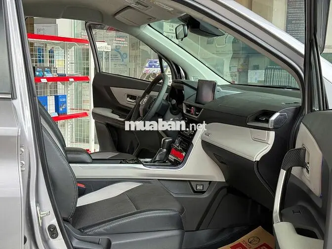 Toyota Veloz Top 2024 Bạc tím 60.255 km