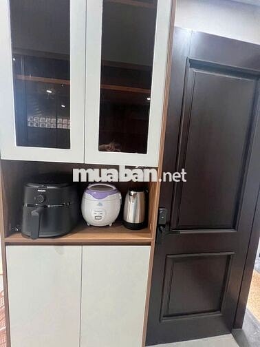 Cho thuê Căn Hộ cao cấp Ngọc thụy, gần cầu Long Biên, 1N1K full đồ 7