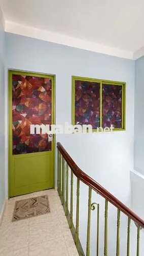 Quận 3 nhà 5 tầng hẻm 5m thông dt 3,2x1 2m giá 8,3 tỷ.