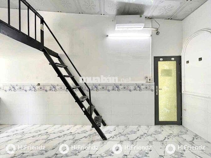 Cho Thuê Phòng Gác Giá Rẻ Sẵn Nội Thất Ngay Đầm Sen - Đại Học Văn Hiến