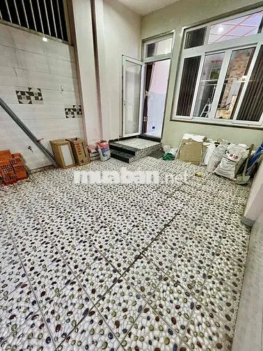 Cho thuê mặt 10tr ngay đại học Hồng bàng 4.5 nh5m x