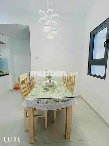 Căn góc 1PN Full nội thất tầng cao sẵn hợp đồng thuê 10Tr/tháng