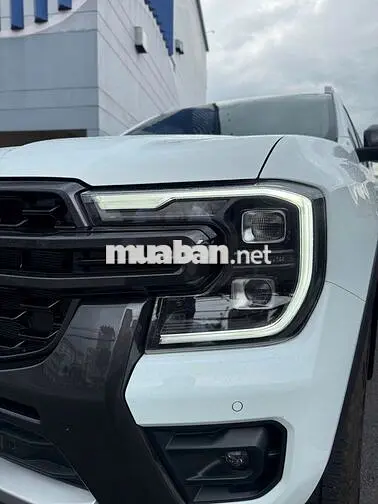 Ranger Wildtrak 2026 Trắng 955 km Xả kho giảm Mạnh