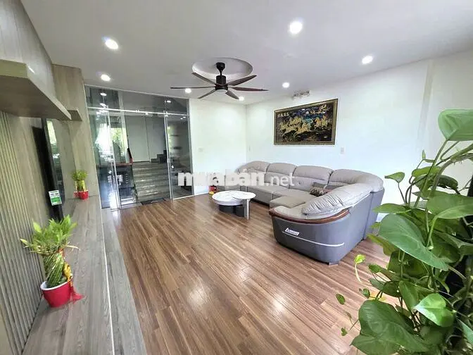 Nhà Nguyên Căn Mặt Tiền Tiểu La |Thang Máy|Có Thể Vừa Ở Vừa Kinh Doanh