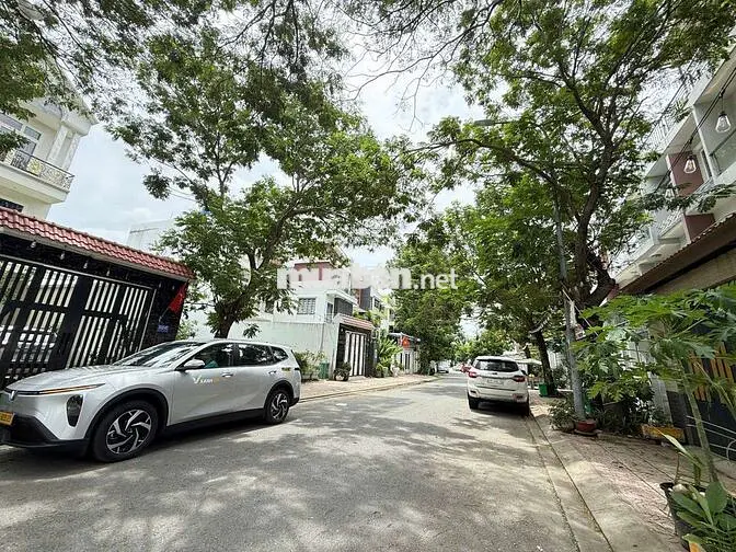 Lô đất đẹp 5m x 25m. MT trục chính Khu biệt Thự Hà Đô Lê Thị Riêng