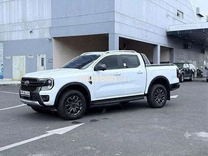 Ranger Wildtrak 2026 Trắng 955 km Xả kho giảm Mạnh
