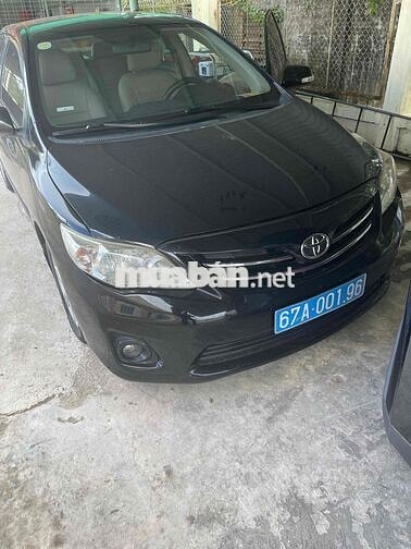 Toyota Corolla Altis 2013 Đen 5 chỗ