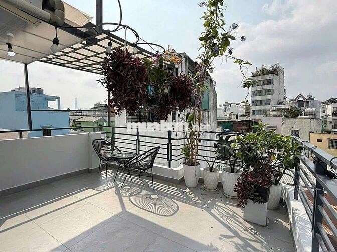 nhà nc mới ken full nội thất xịn tr 2 lầu st 2pn 3vs ph.Văn trị QBT