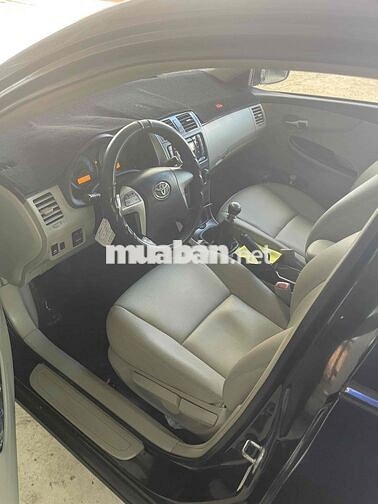 Toyota Corolla Altis 2013 Đen 5 chỗ
