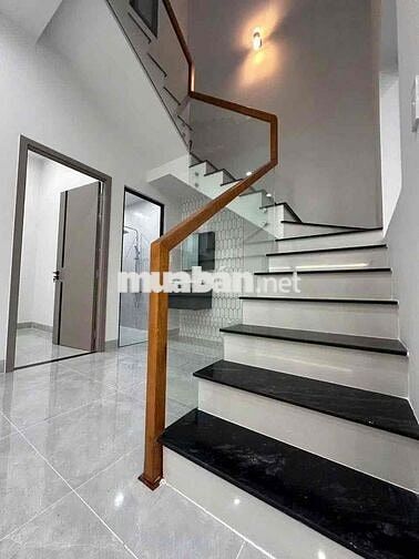 NHÀ PHỐ HIỆN ĐẠI 1T1L SỔ THỔ CƯ FULL NỘI THẤT ĐƯỜNG XE HƠI HỖ TRỢ BANK
