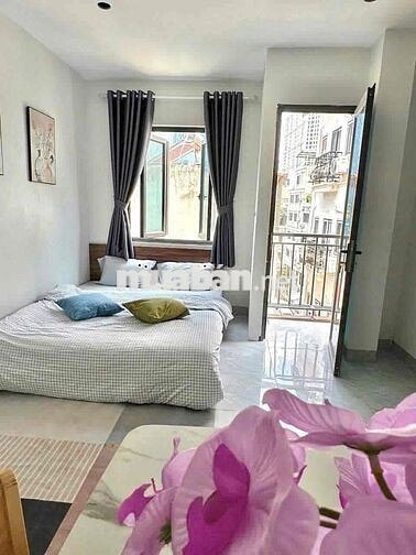 Căn hộ full nội thất ngay Ngã Tư Hàng Xanh gần FTU, UEF, HIU, GTVT