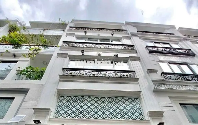 Chính chủ cho thuê nhà đủ tiện nghi hẻm xe hơi khu vip 