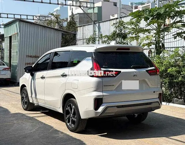Mitsubishi Xpander Premium 1.5AT 2024 Trắng