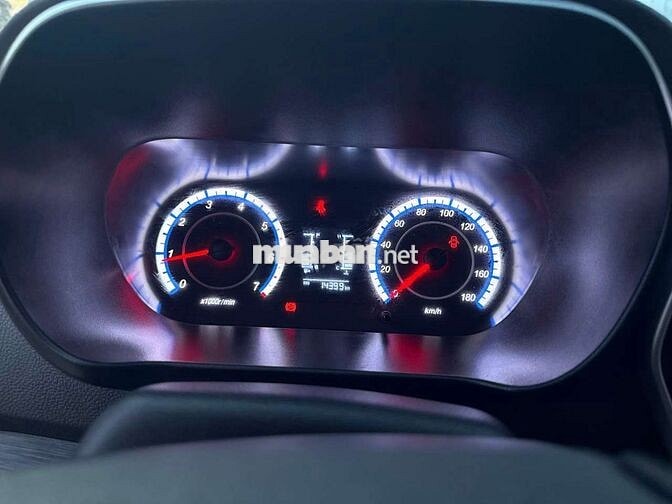 Tera V8 2025 Xanh 14.000km