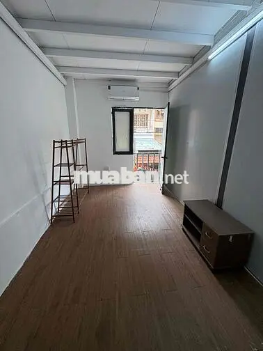 Cho thuê phòng tại Cmt8 phuong Hoa Hung  (giáp Quận 1, 3