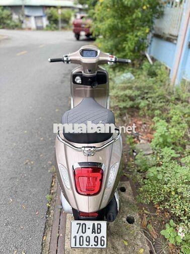 Piaggio Vespa Sprint Tech 150 TFT 2026 Nâu 7000 km
