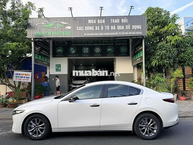 Mazda Mazda 3 Luxury 2023. chất xe còn rất mới