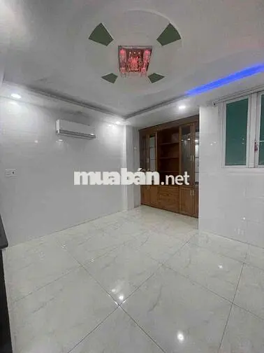 💎 💎 💎 TRỆT LỬNG 2 LẦU SÂN THƯỢNG 4❌15M CÓ 5PN 5WC HẺM XE HƠI