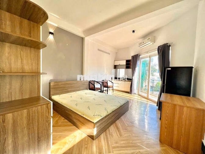 Studio ban công 30m² – Full NT, gần ĐH Văn Lang, CV Đặng Thùy Trâm