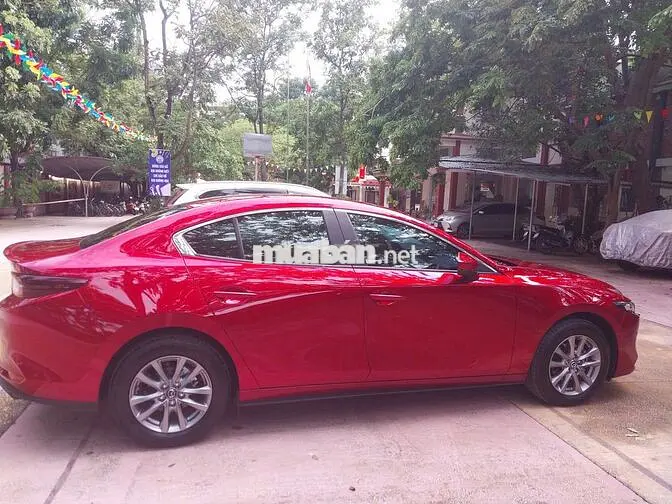 Mazda Mazda 3 Luxury 2026 Đỏ 2000 Km Tự động