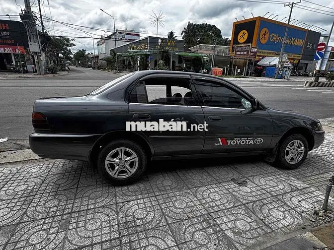 Toyota Corolla Xám
