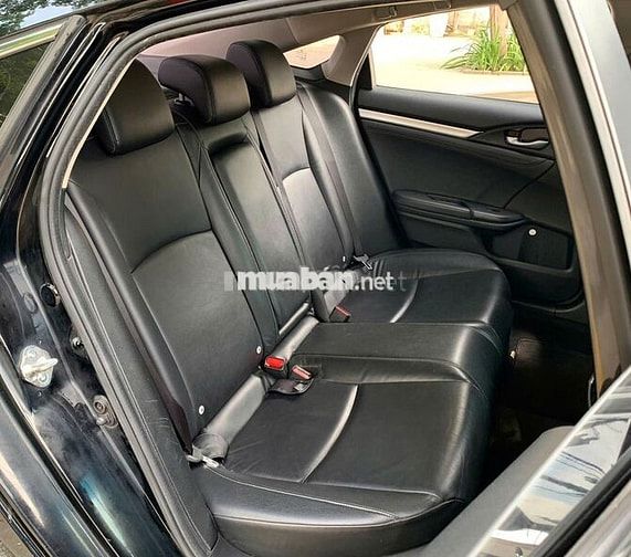 HONDA CIVIC 1.8G 2019 XE GIA ĐÌNH LƯỚT ĐẸP