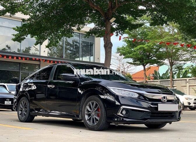 HONDA CIVIC 1.8G 2019 XE GIA ĐÌNH LƯỚT ĐẸP