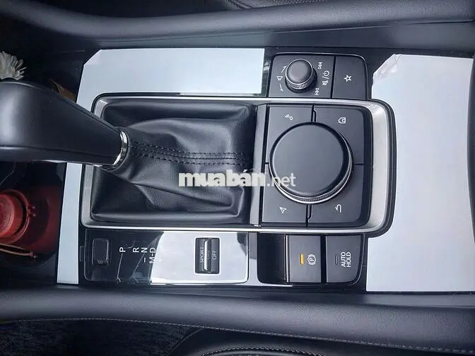 Mazda Mazda 3 Luxury 2026 Đỏ 2000 Km Tự động