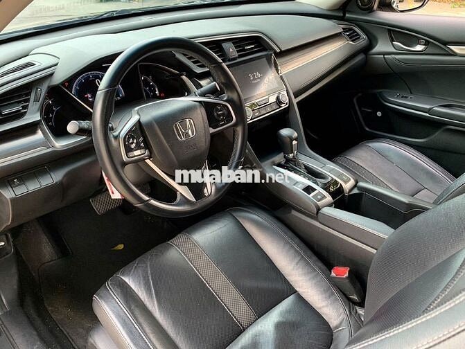 HONDA CIVIC 1.8G 2019 XE GIA ĐÌNH LƯỚT ĐẸP