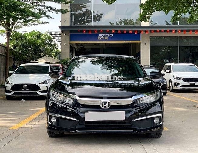HONDA CIVIC 1.8G 2019 XE GIA ĐÌNH LƯỚT ĐẸP