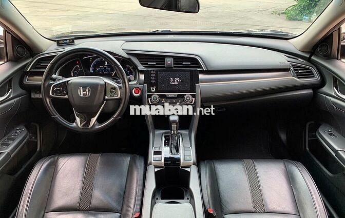 HONDA CIVIC 1.8G 2019 XE GIA ĐÌNH LƯỚT ĐẸP