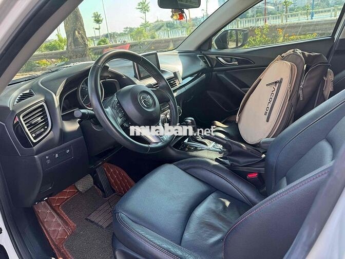 Mazda Madaz3 2016 Trắng hơn 2 vạn hàng cọp