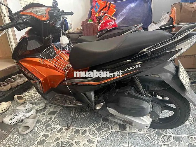 Honda Air Blade 2015 Cam đen Nữ đi nguyên rin